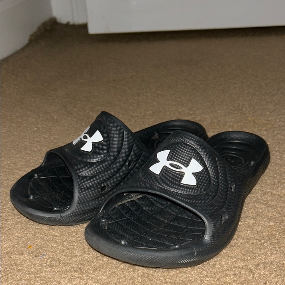 Under Armour Black Athletic Slide Sandals